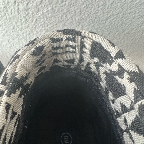 US Polo Assn. Woman’s Sneakers Size 8 Used - Good Condition - Picture 8 of 13